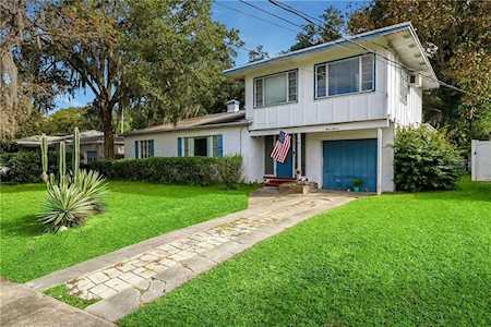711 Essex Place Orlando, FL 32803