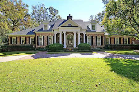 240 Glen Forest Ct Summerville, SC 29485