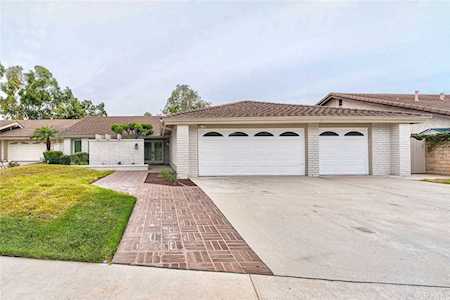 2206 Oakridge Court Fullerton, CA 92831