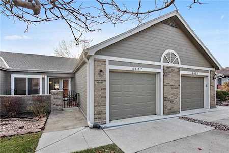 6627 N Revere Dr Kansas City, MO 64151