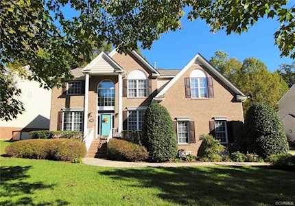 10390 Morning Dew Ln Mechanicsville, VA 23116