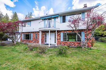 5736 120 Street Surrey, BC V3X 1Z1