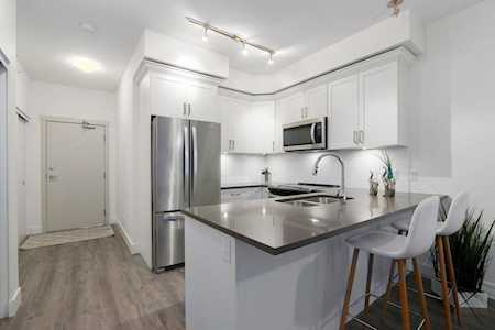 2436 Kelly Avenue #402 Port Coquitlam, BC V3C 1Y4