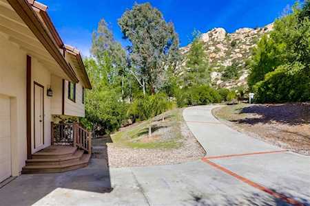 25171 Kerri Ln. Ramona, CA 92065