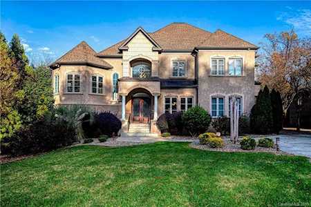 1029 Sedgewood Place Ct Charlotte, NC 28211