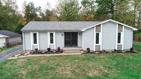 7002 Elysean Ct Louisville, KY 40291