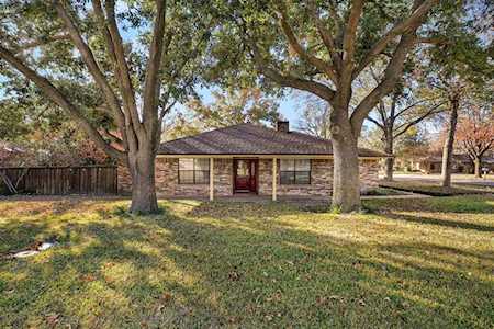 301 E Bethel School Road Coppell, TX 75019