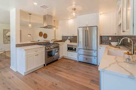 1512 1/2 Santa Rosa Ave Santa Barbara, CA 93109