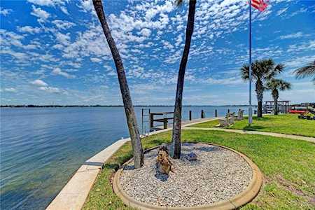 5055 N Beach Road Englewood, FL 34223
