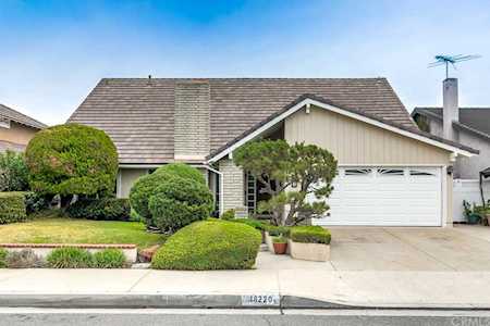18220 Santa Arabella Street Fountain Valley, CA 92708