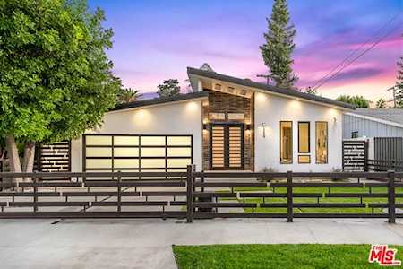 13428 Cumpston Street Sherman Oaks, CA 91401