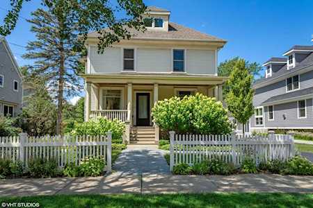 428 North Ave Barrington, IL 60010