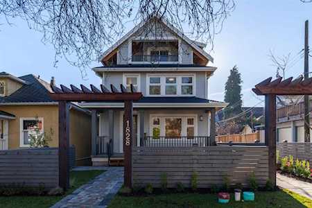 1828 Graveley Street Vancouver, BC V5L 3B3
