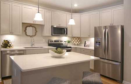 459 River Rd (Unit 4110) #4110 Andover, MA 01810