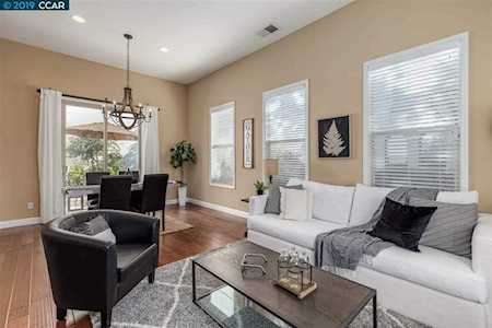 2203 Amaryllis Cir San Ramon, CA 94582
