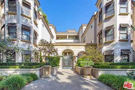 1658 Camden Avenue #307 Los Angeles, CA 90025