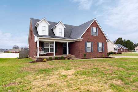 326 Bentwood Dr Shepherdsville, KY 40165