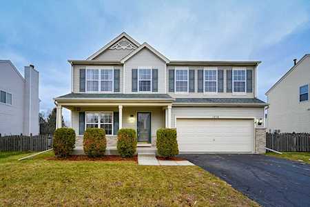 1710 Caton Ridge Dr Plainfield, IL 60586