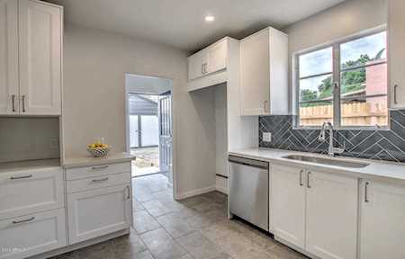 1505 W Lynwood Street Phoenix, AZ 85007
