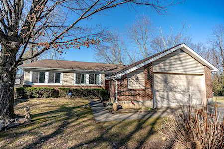 4802 Redmon Ct Louisville, KY 40291