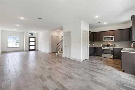 2132 Local Rebel Loop Leander, TX 78641