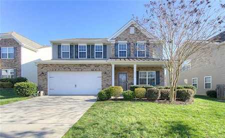 5918 Kelyn Hills Dr Charlotte, NC 28278