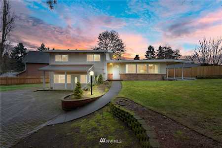 6541 95th St SW Lakewood, WA 98499
