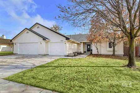 950 N Snead Place Eagle, ID 83616