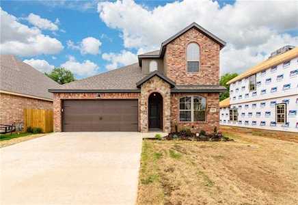 1424 Park ST Lowell, AR 72745
