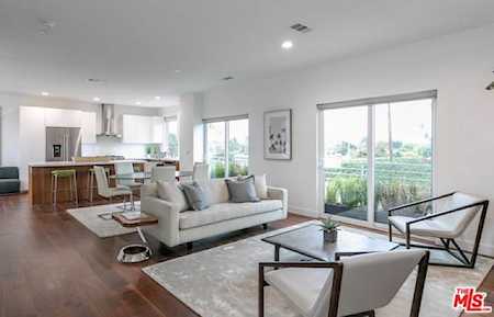 11724 Culver Boulevard #11 Los Angeles, CA 90066