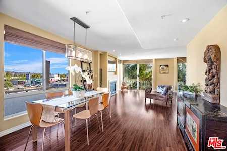 131 N Croft Avenue #301 Los Angeles, CA 90048