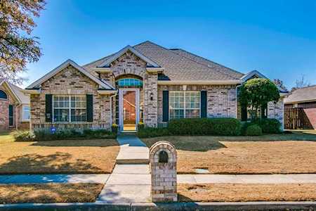 1541 Bosque Drive Carrollton, TX 75010