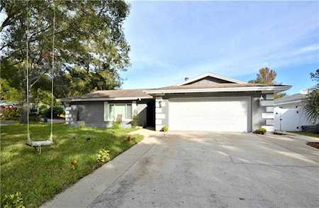 100 Woodburn Court Safety Harbor, FL 34695