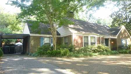 450 Williamsburg Ln Memphis, TN 38117