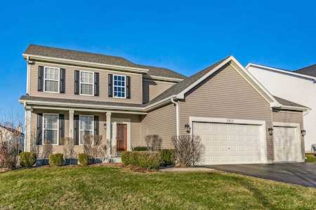 3512 Timber Creek Ln Naperville, IL 60565