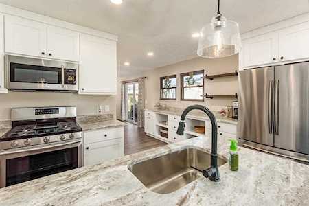 2190 Hills Wood Drive Grove City, OH 43123