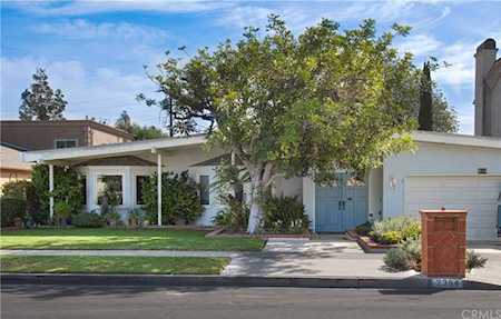 2384 Redlands Drive Newport Beach, CA 92660