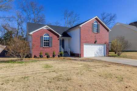 1977 Stoney Meadow Dr Murfreesboro, TN 37128
