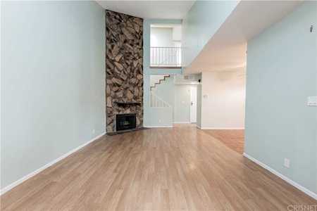 8435 Columbus Avenue #17 North Hills, CA 91343