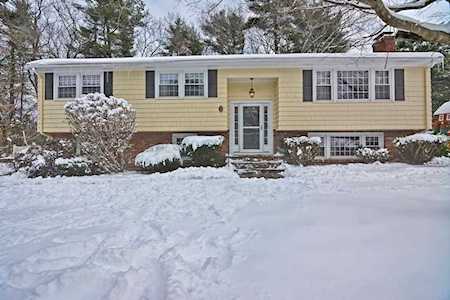 5 Belknap Road Medfield, MA 02052