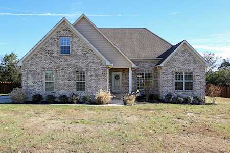 136 Glider Loop Eagleville, TN 37060