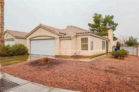 6032 Whispering Pine Ave Las Vegas, NV 89142