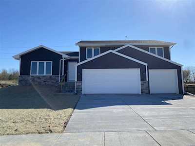 975 Stonefield Dr Edgerton, WI 53534