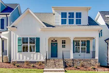 23 Pineland Street Chapel Hill, NC 27516