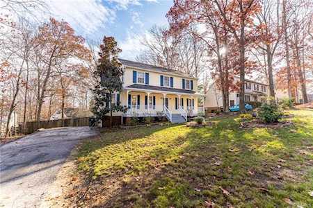 3105 Brewster Dr Henrico, VA 23233