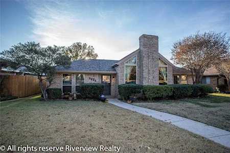 3203 Sugarbush Drive Carrollton, TX 75007