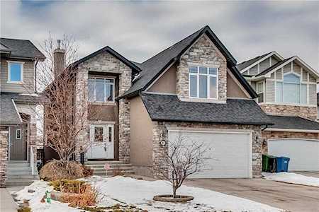 460 Kincora Bay NW Calgary, AB T3R 1N1