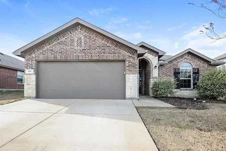 1317 Wysteria Lane Burleson, TX 76028