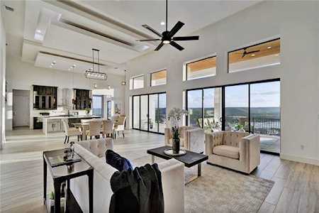 2201 Skyview Ridge Pass Leander, TX 78641