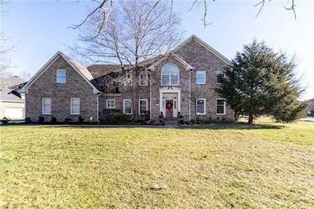 8815 Admirals Bay Drive Indianapolis, IN 46236